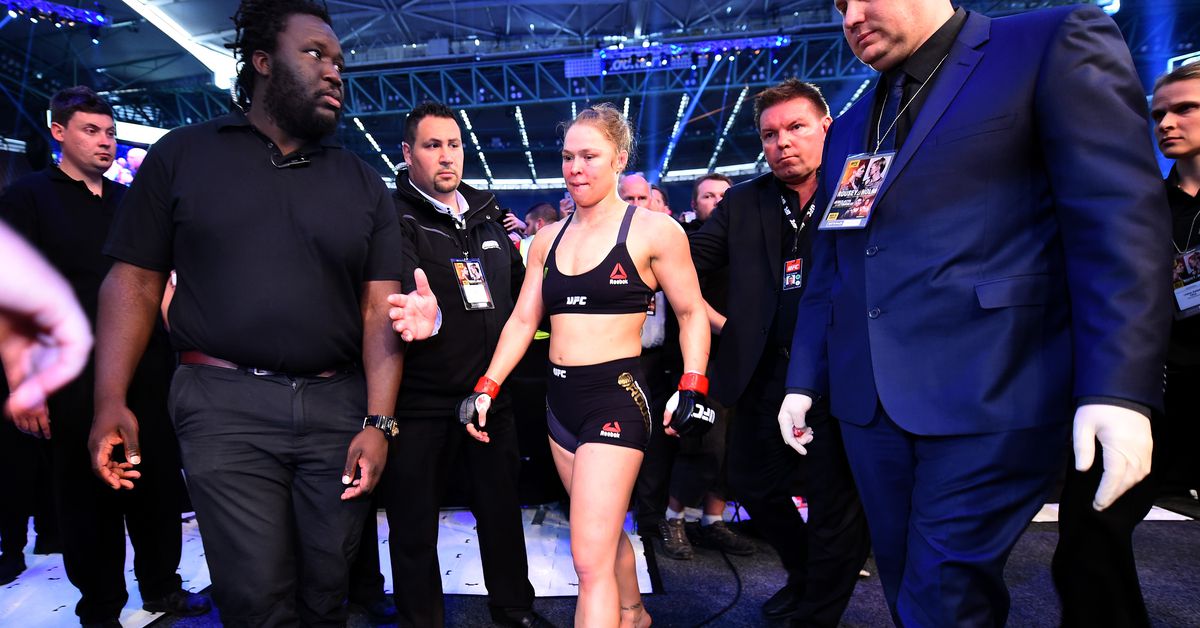 Ronda Rousey: Sufrí una conmoción cerebral antes de pelear con Holly Holm en UFC 193