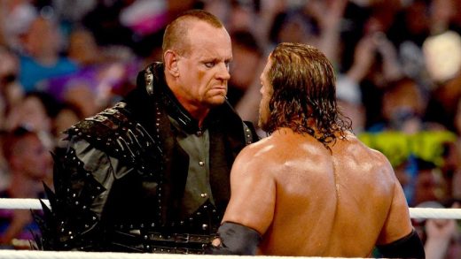 The Undertaker explica por qué Triple H tenía razón sobre las estrellas externas que luchan en la WWE