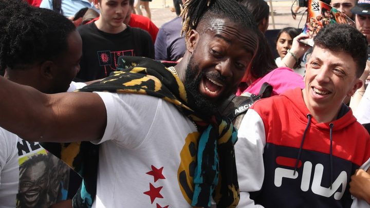 A la estrella de la WWE, Kofi Kingston, le gustaría luchar contra este ex presidente de EE. UU.