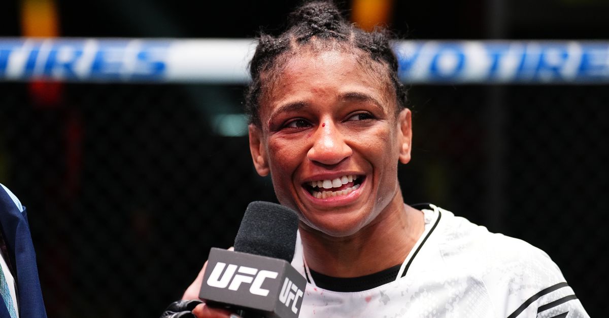 Bonos de UFC Vegas 92: Angela Hill cobra $50 mil adicionales por la primera presentación de su carrera