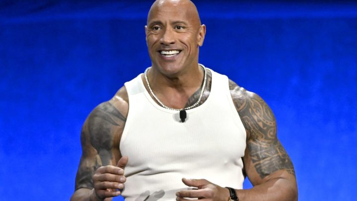 Brian Gewirtz dice que The Rock no retrasó el documental de WWE WrestleMania 40 y ofrece una actualización