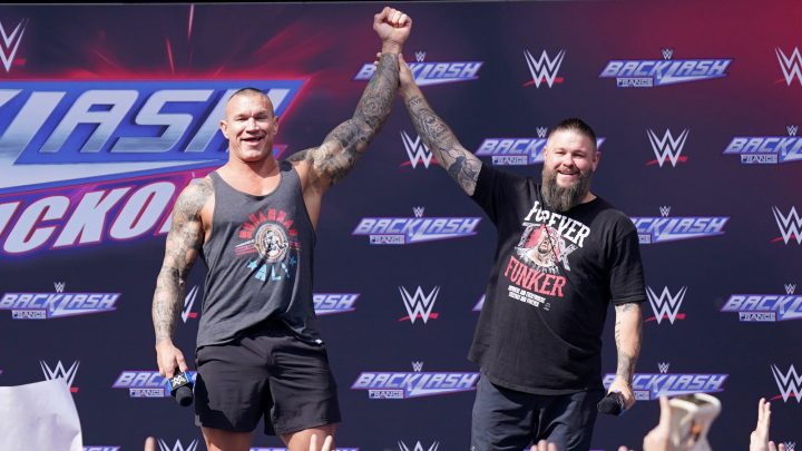 Kevin Owens de WWE habla sobre formar equipo con Randy Orton