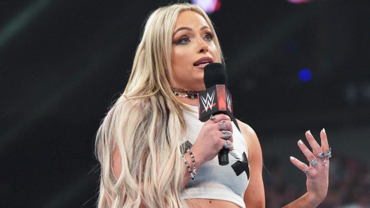 Liv Morgan explica cómo su trabajo en Hooters la llevó a ser descubierta y su carrera en la WWE