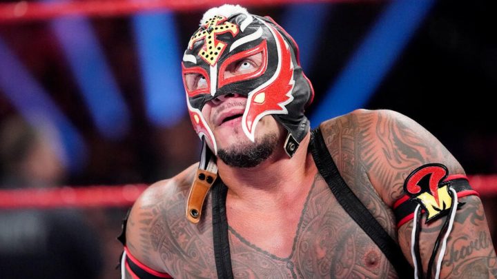 Rey Mysterio recuerda estar 'muy asustado' la primera vez que luchó contra una leyenda de la WWE