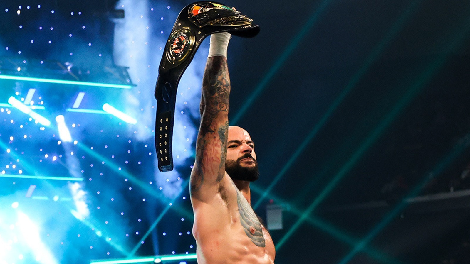 Ricochet se prepara para defender el Campeonato Speed ​​de la WWE contra Raw Star