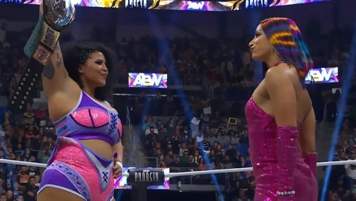 Thunder Rosa evalúa el apoyo de los fanáticos en la pelea AEW de Willow Nightingale y Mercedes Mone