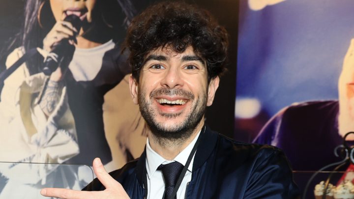 Tony Khan aborda el potencial de 'caos' en AEW Dynamite en su ausencia