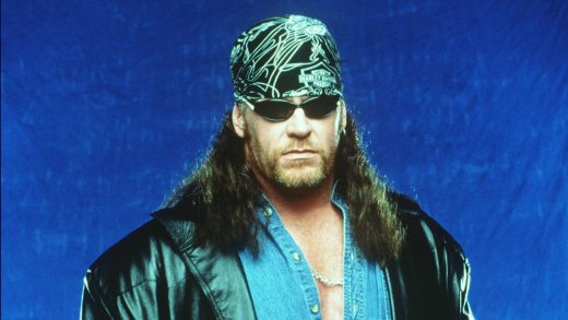 El miembro del Salón de la Fama de la WWE, The Undertaker, habla sobre los trucos de Deadman y American Badass