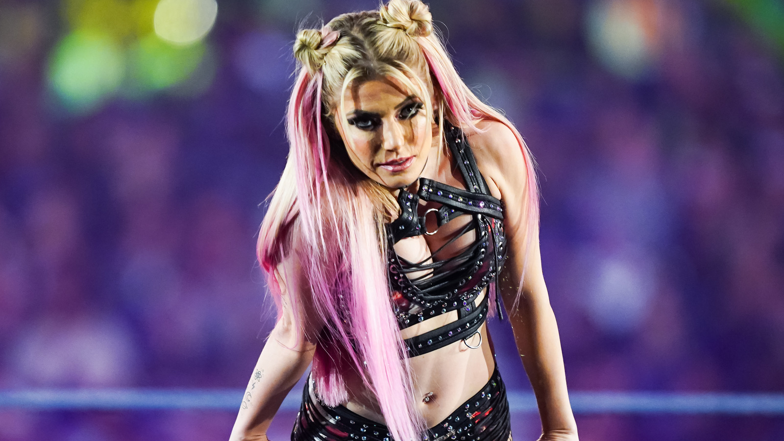 Alexa Bliss de WWE aborda una pregunta médica sobre su hija Hendrix