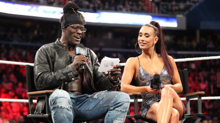 Carmella de WWE recuerda el tiempo que estuvo emparejada con R-Truth