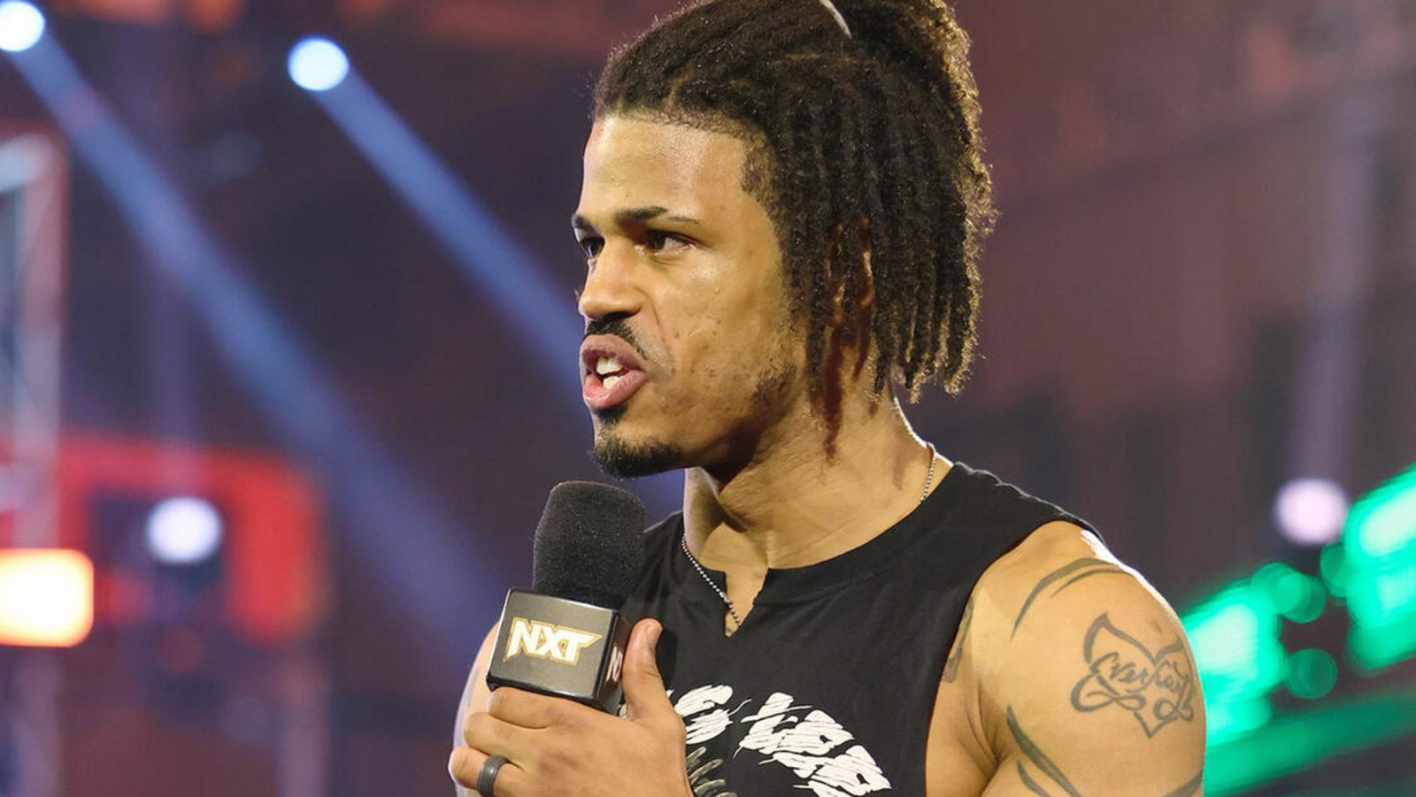 El ex campeón de parejas de WWE NXT se burla de su participación en la historia de Wes Lee después del campo de batalla