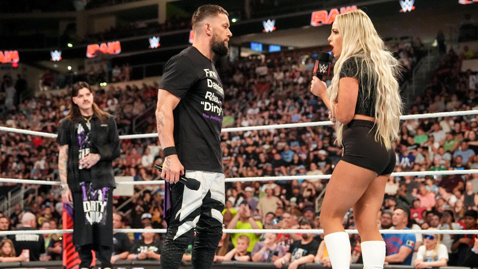 Finn Balor de la WWE deja bastante claro su opinión sobre Liv Morgan