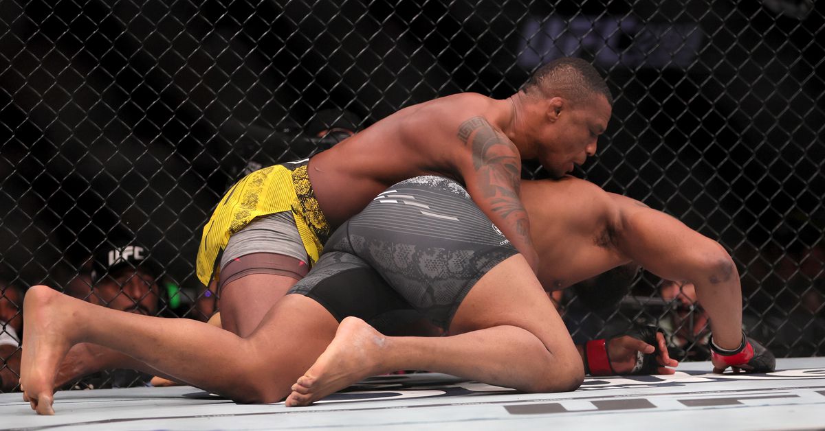 Jailton Almeida reflexiona sobre el error contra Curtis Blaydes y promete "dar un gran espectáculo" en UFC 302