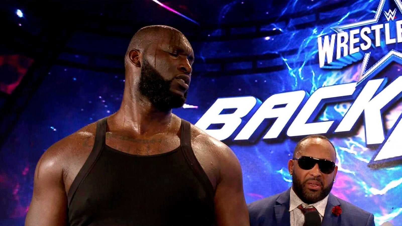 La estrella de la WWE Omos lanza un nuevo canal de YouTube durante su ausencia