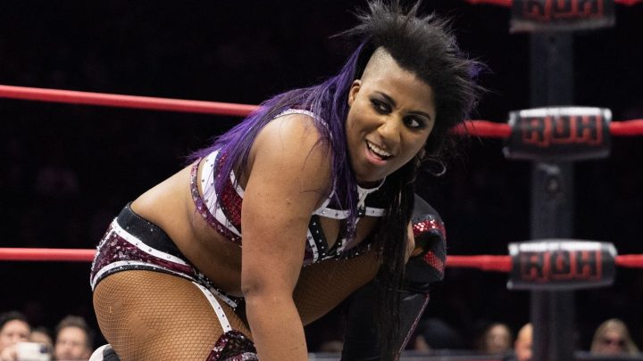 La lesionada Athena revela cuánto tiempo estará fuera de acción y el estado del título femenino de ROH