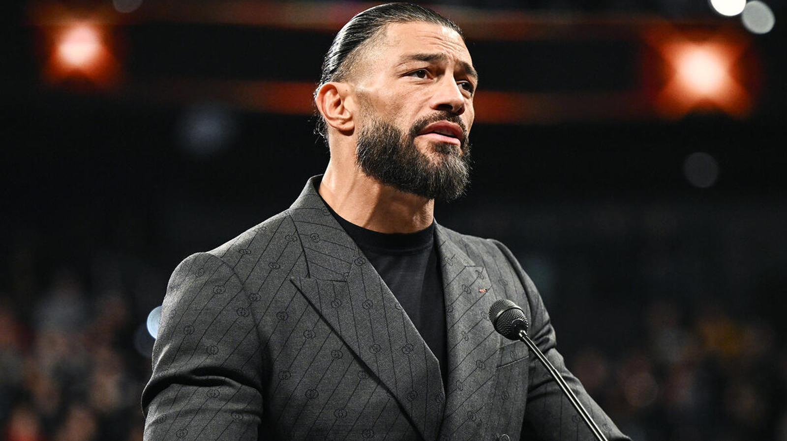 Roman Reigns de WWE agradecido por el apoyo tras la muerte de su padre, Sika Anoa'i