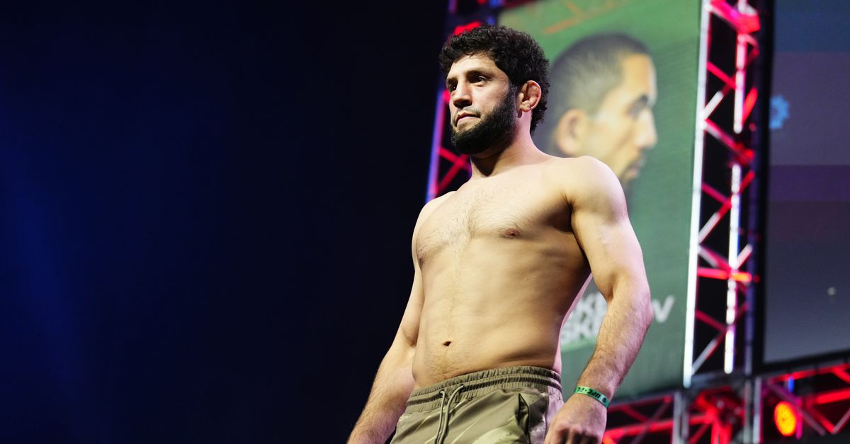 Vídeo: El Cold Open de UFC Arabia Saudita presenta el duelo de Robert Whittaker con Ikram Aliskerov