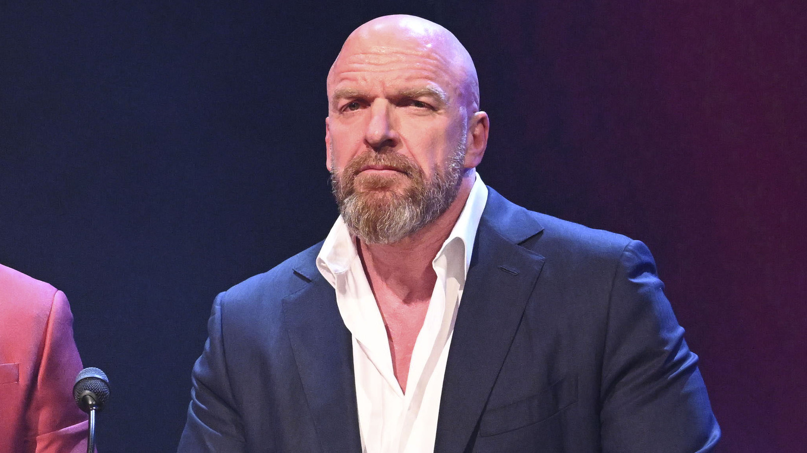 WWE anuncia el primer cinturón de título de campeones de la Copa Stanley de la NHL