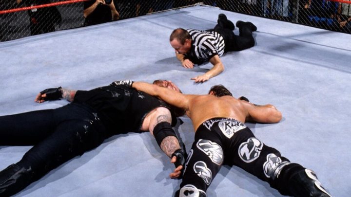 WWE está considerando recuperar el nombre del PPV desaparecido para el aniversario de Hell In A Cell