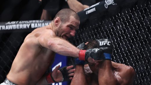 ¿Mejor o peor?  Los ganadores de UFC 302 califican los nuevos guantes de UFC