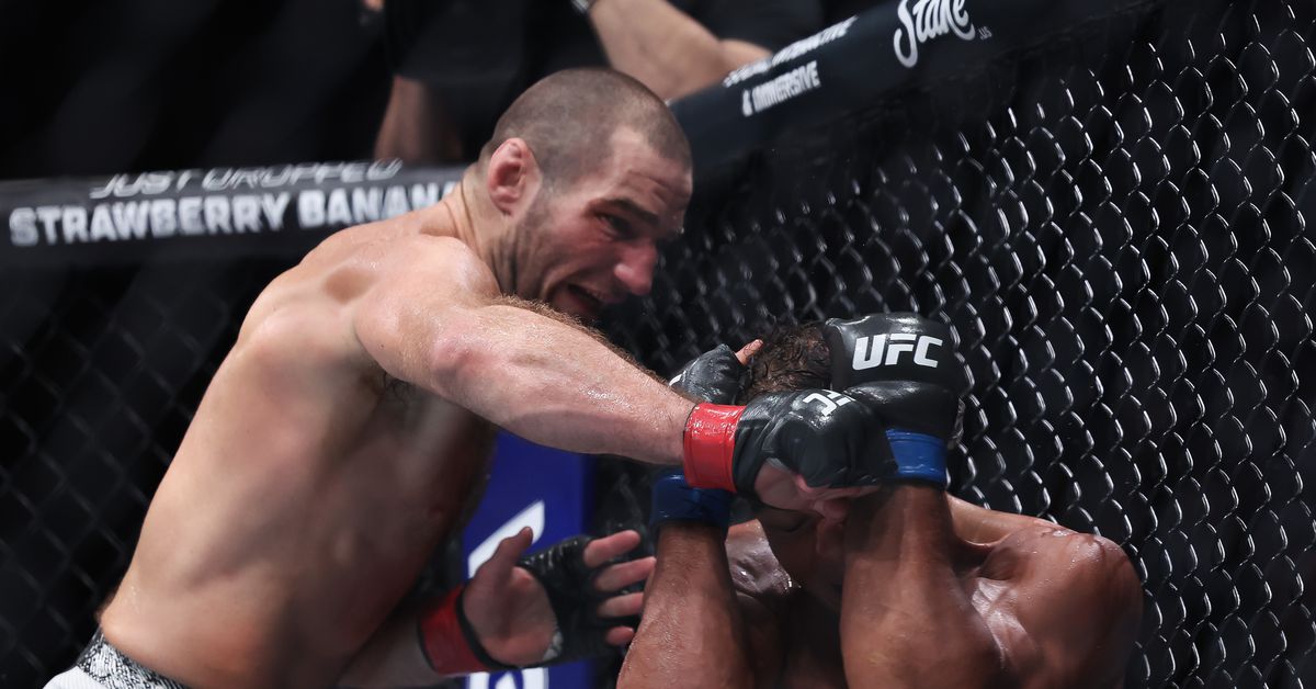 ¿Mejor o peor?  Los ganadores de UFC 302 califican los nuevos guantes de UFC