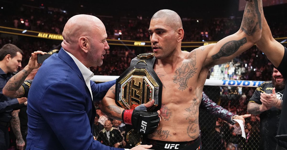 Alex Pereira recibió un bono de $303,000 de Dana White por nocaut en UFC 303, revela entrenador