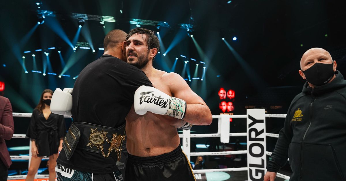 Alex Pereira y Artem Vakhitov discuten sobre peleas pasadas, Vakhitov ofrece 'resolver el problema en el octágono de UFC'