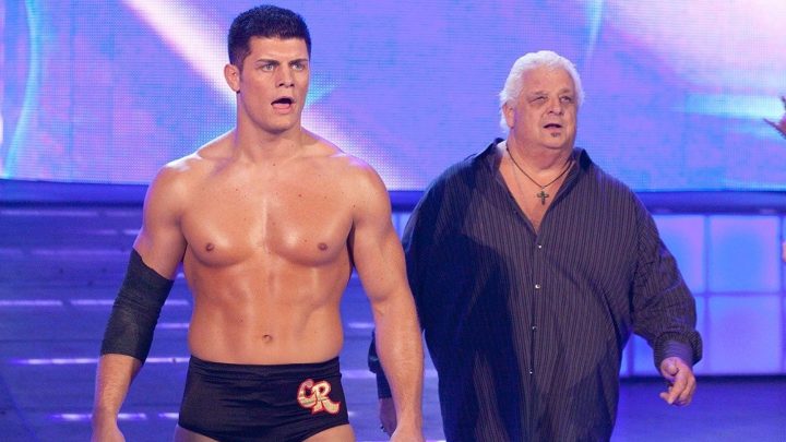 Cody Rhodes de la WWE habla sobre cómo la muerte de su padre Dusty cambió su carrera
