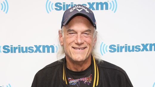 Jesse Ventura invoca a CM Punk en su regreso a la WWE