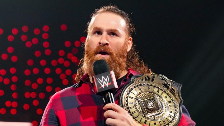 La estrella de la WWE Sami Zayn explica cómo comenzó su incursión en la comedia stand-up