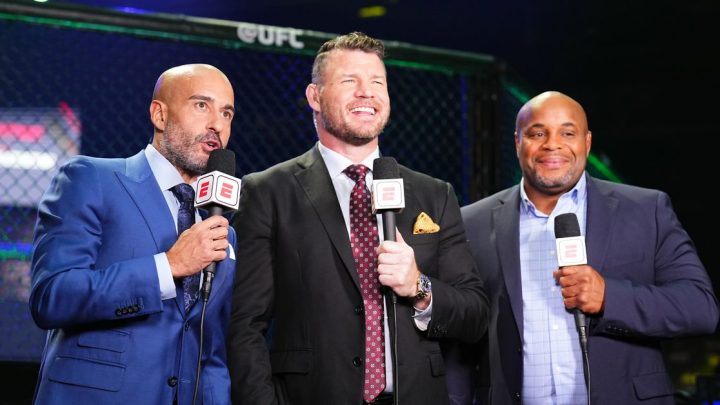 Michael Bisping sustituye a Joe Rogan en el equipo de transmisión de UFC 304