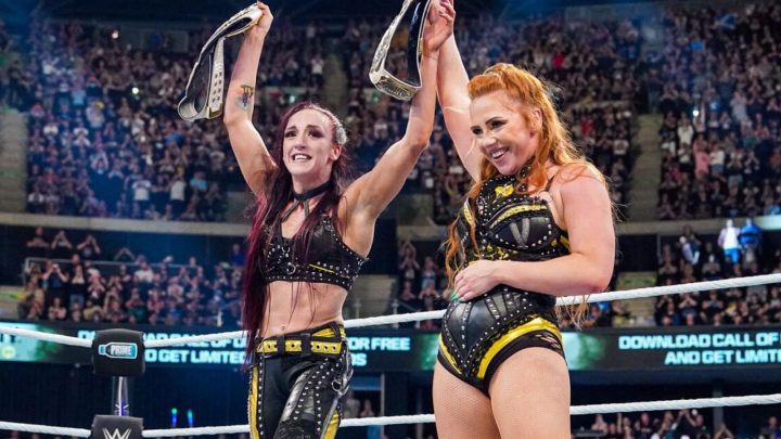 Alba Fyre e Isla Dawn ganan el combate por el título de WWE Raw y siguen siendo campeonas en parejas femeninas