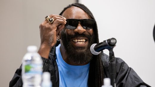 Booker T analiza cómo encaja Ricochet en el sistema de AEW