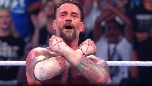 CM Punk logra su primera victoria desde su regreso a la WWE y recupera su brazalete en una fiesta en Berlín