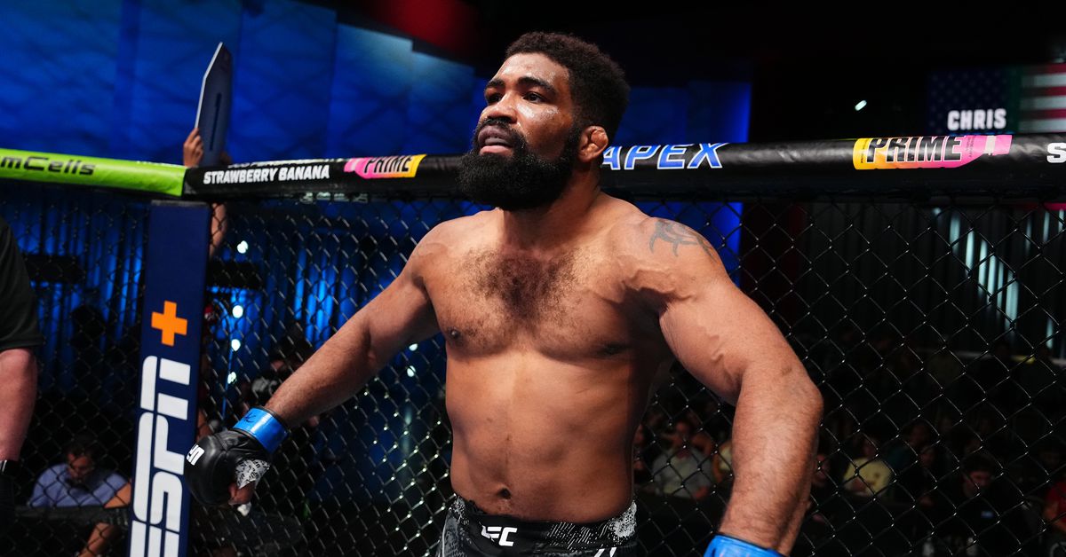 Chris Curtis revela que no podrá pelear con Kevin Holland en UFC 307
