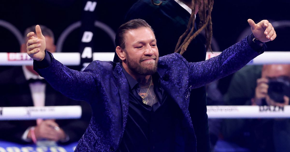 Conor McGregor critica a Canelo Álvarez y predice que UFC 306 los va a "echar de la calle"