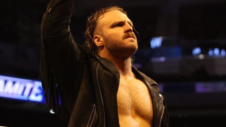 El verdugo Adam Page reacciona al ser etiquetado por los fans como el "personaje principal" de AEW