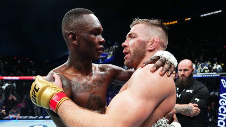 Israel Adesanya no está desesperado por revancha con Dricus du Plessis tras la derrota en UFC 305