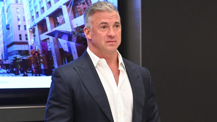 Jim Ross opina sobre la reunión del jefe de AEW, Tony Khan, con Shane McMahon