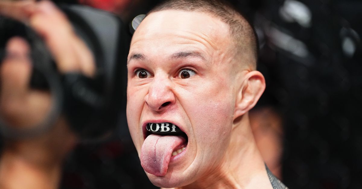 Kai Kara-France pide una pelea por el título después de UFC 305 y le dice a Kai Asakura: "Tienes que ganártelo"