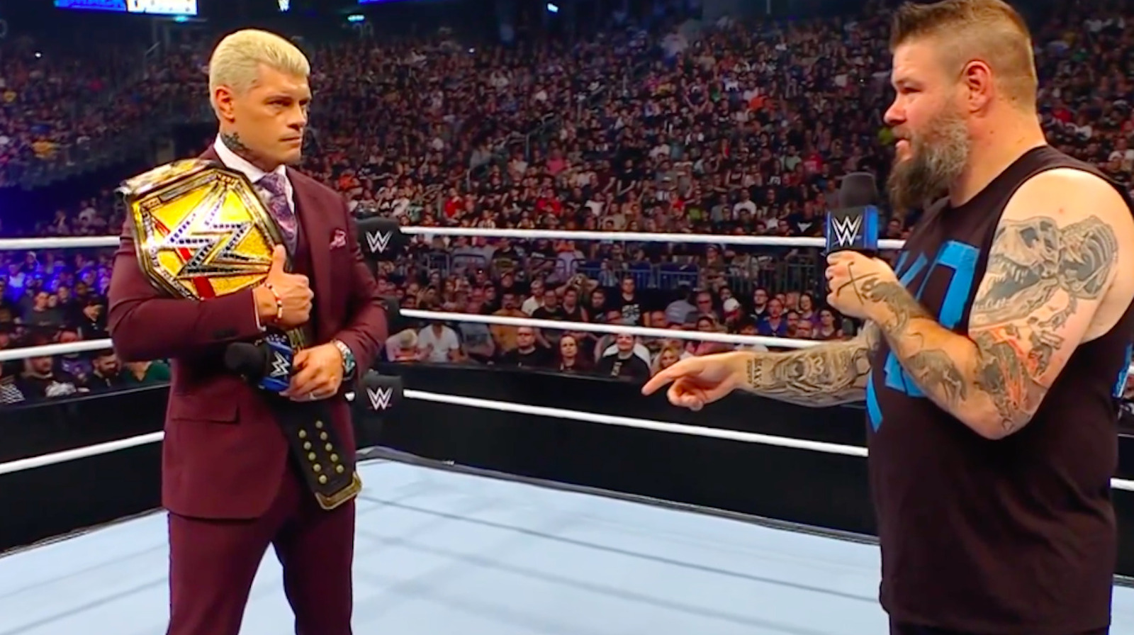 Kevin Owens dice que Cody Rhodes está lesionado, Rhodes lo niega en una tensa promoción de WWE SmackDown