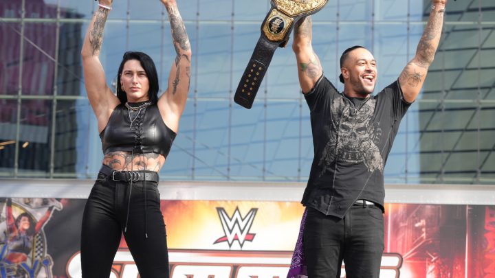 Las estrellas de la WWE Damian Priest y Rhea Ripley tienen un mensaje para el nuevo Día del Juicio Final