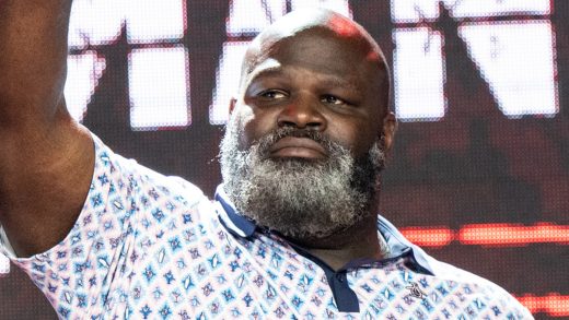 Mark Henry señala un indicador de que la WWE ha "dado un giro" con esta estrella