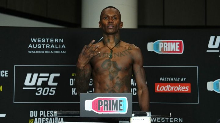 Resultados del pesaje de UFC 305: Dricus du Plessis e Israel Adesanya en la pelea principal; 1 peleador no participa