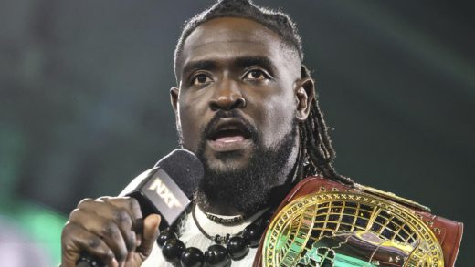 Superestrella de WWE Raw desafiará al campeón norteamericano Oba Femi en NXT