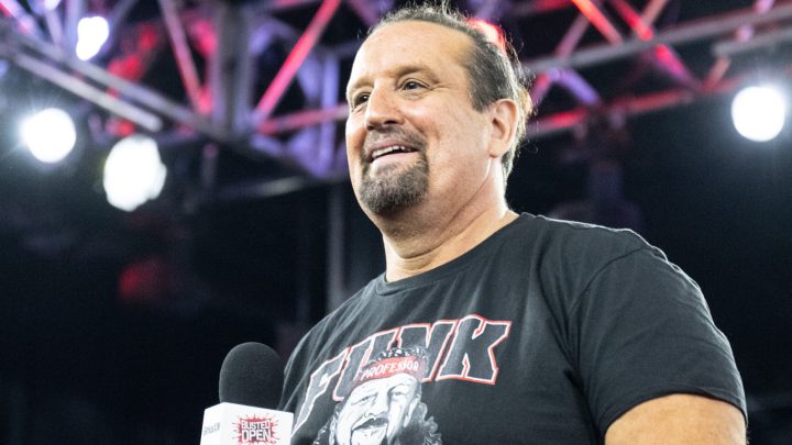 Tommy Dreamer reacciona al debut de Wyatt Sicks en el ring en WWE Raw