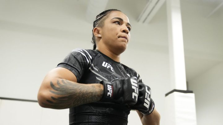 Viviane Araujo contra Karine Silva lista para UFC 309