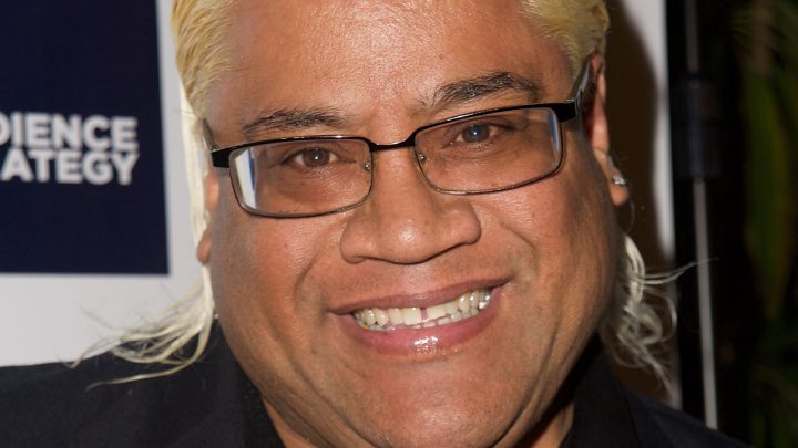 El miembro del Salón de la Fama de la WWE Rikishi habla sobre sus hijos, Jey y Jimmy Uso