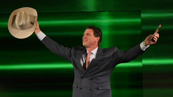 El miembro del Salón de la Fama de la WWE, JBL, recuerda haberse sentido abrumado mientras estaba en promoción