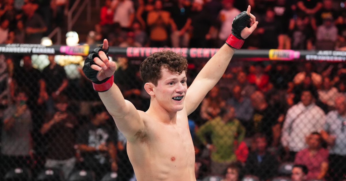 Chase Hooper vs. Clay Guida programado para UFC 310 en diciembre